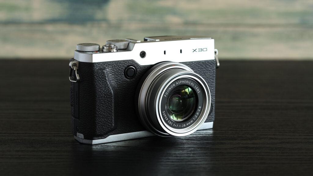 Fujifilm X30