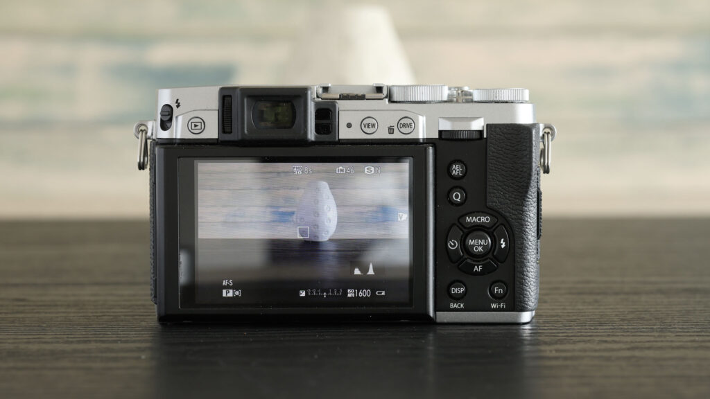 Fujifilm X30